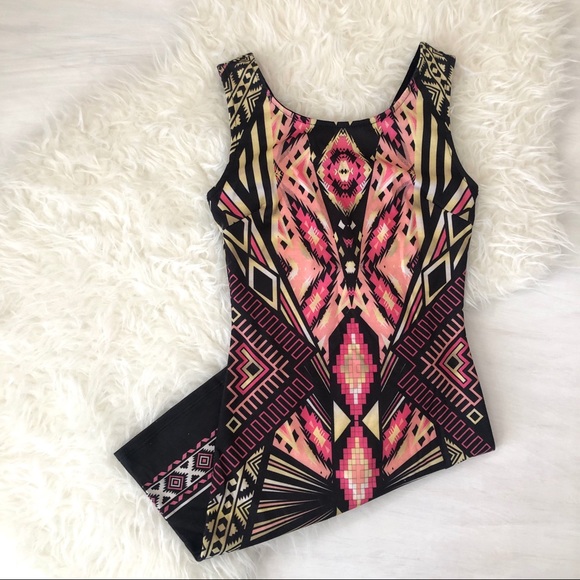 Dresses & Skirts - Colorful Print Bodycon Dress.